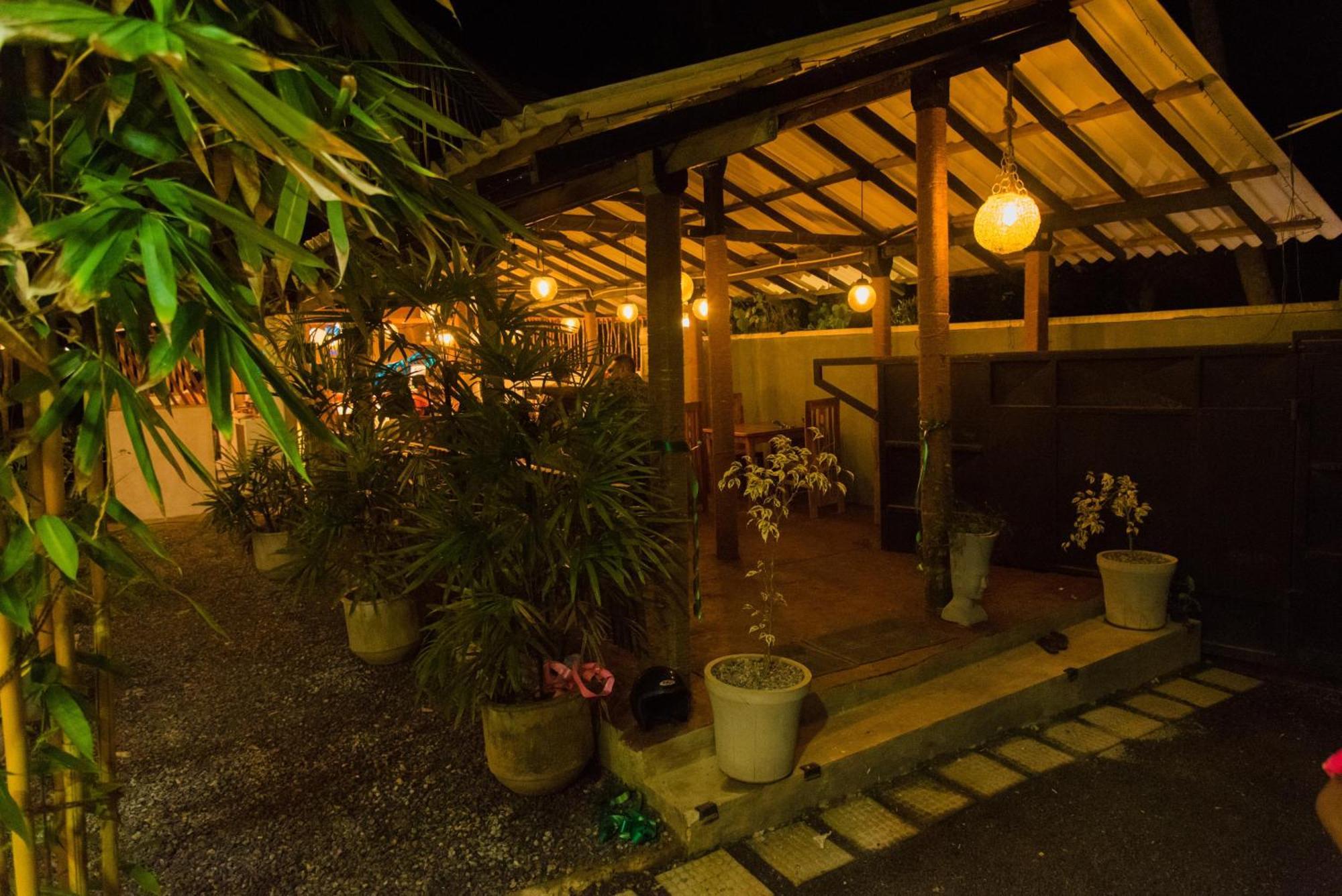Inn Sea Horizon Ahungalla Extérieur photo